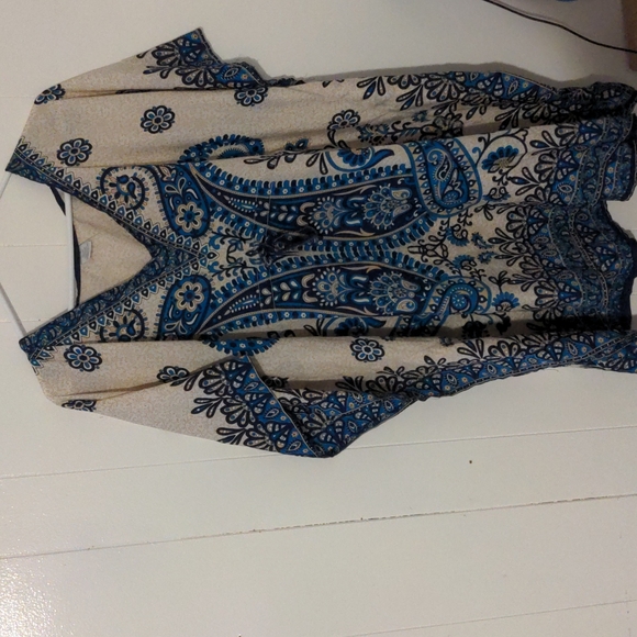 Size XL kurti kurta tunic very beautiful with a lot of colours and designs - Picture 7 of 10